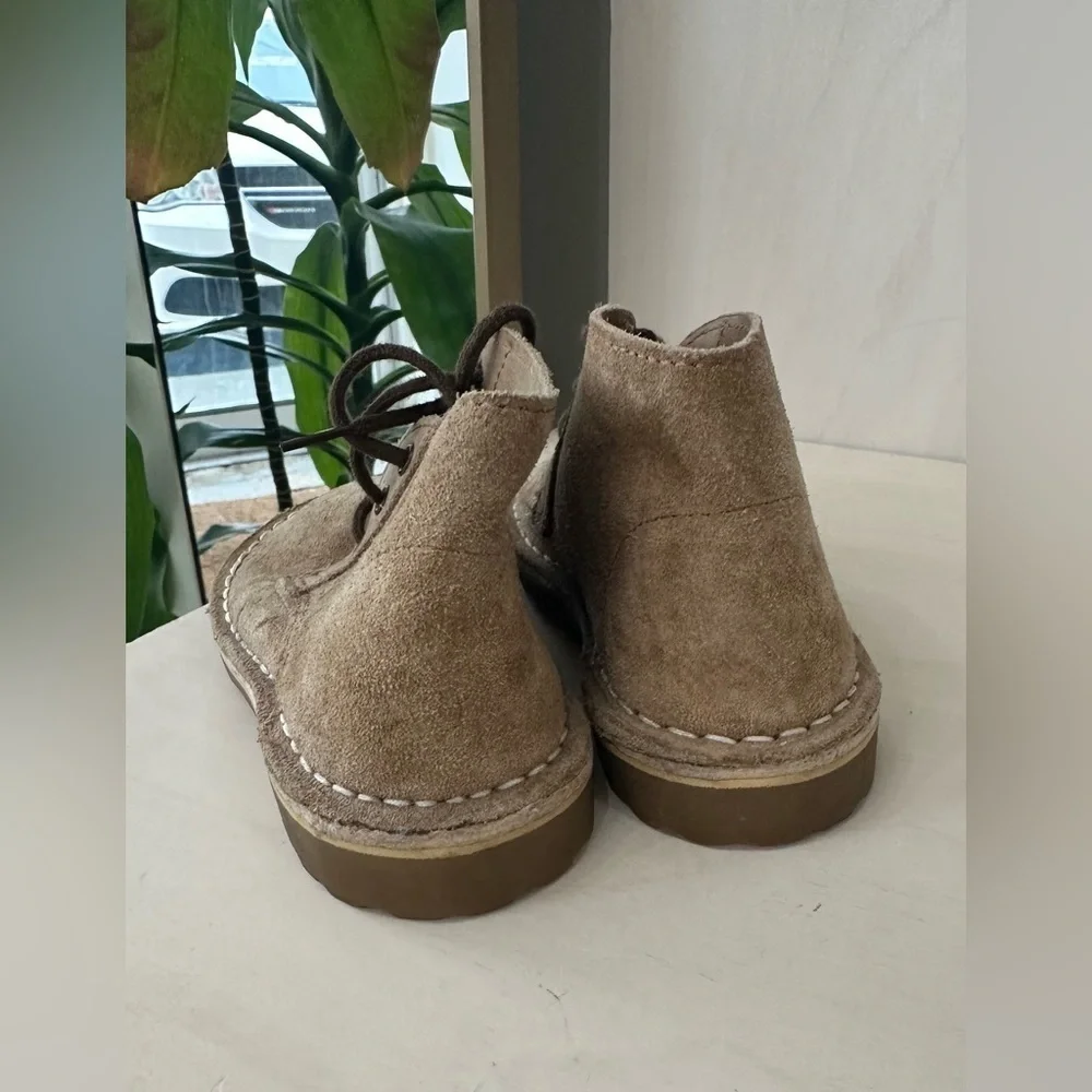 Bata Kenya Safari Boots Kids Unisex Beige Suede Chukka Boots size 6 - Handmade - Picture 3 of 6